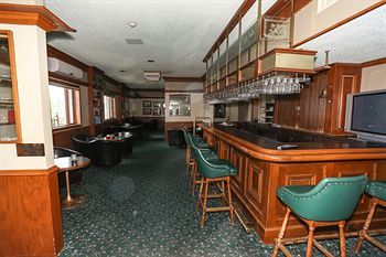 Super 8 By Wyndham Kirkland Kirkland Lake